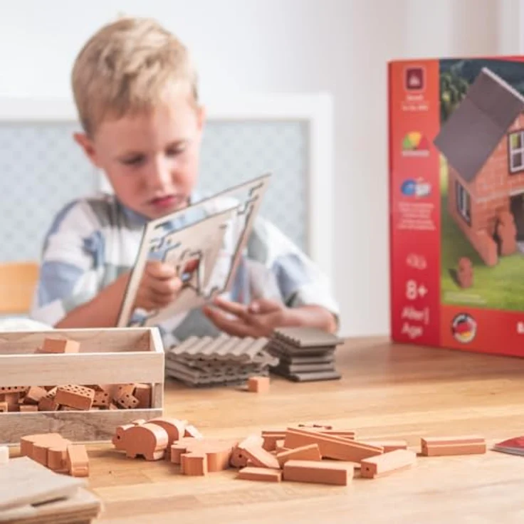 teifoc 4920 Steinbaukasten - Bauernhof, Kreativ-Bauset mit 230 Bauteilen, DIY Bausatz aus natürlichen Materialien, für Kinder ab 8 Jahren – Bild 5