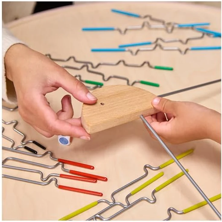 Spin Master Games Suspend, Balancespiel mit 24 Farbstäben und 3D-Spielaufbau, für 1-4 SpielerInnen ab 6 Jahren – Bild 5