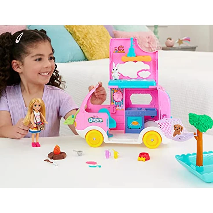 BARBIE Chelsea 2-in-1-Camper - Spielzeugfahrzeug mit Pool, Hängematte und Essbereich, für fantasievolles Spielen und Geschichtenerzählen, ab 3 Jahren, HNH90 – Bild 2