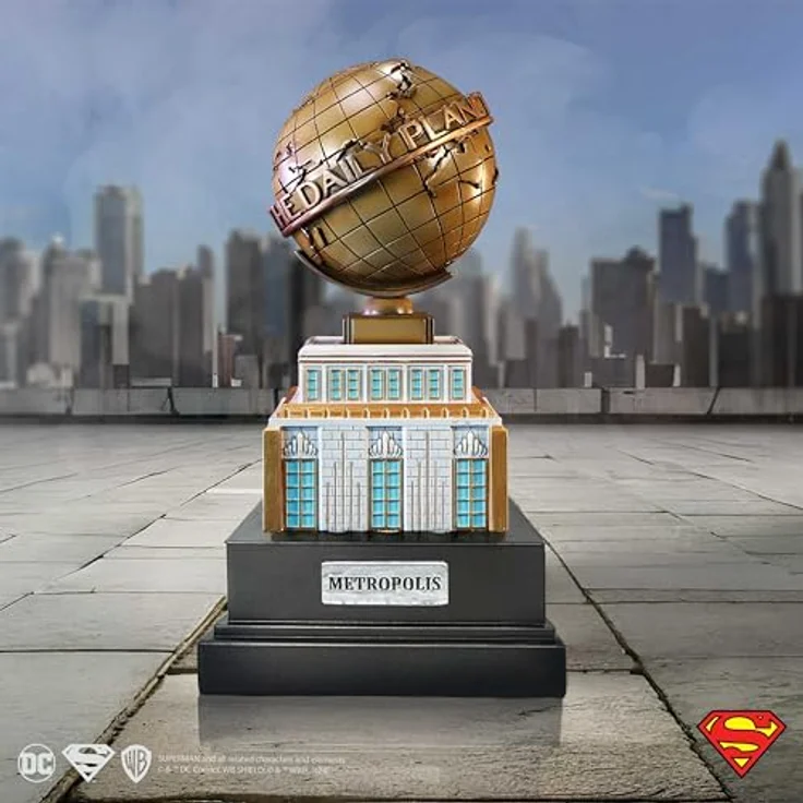 Nemesis Now DC Comics Figur The Daily Planet, 22 cm, handgefertigte Sammelfigur aus Resin – Bild 7