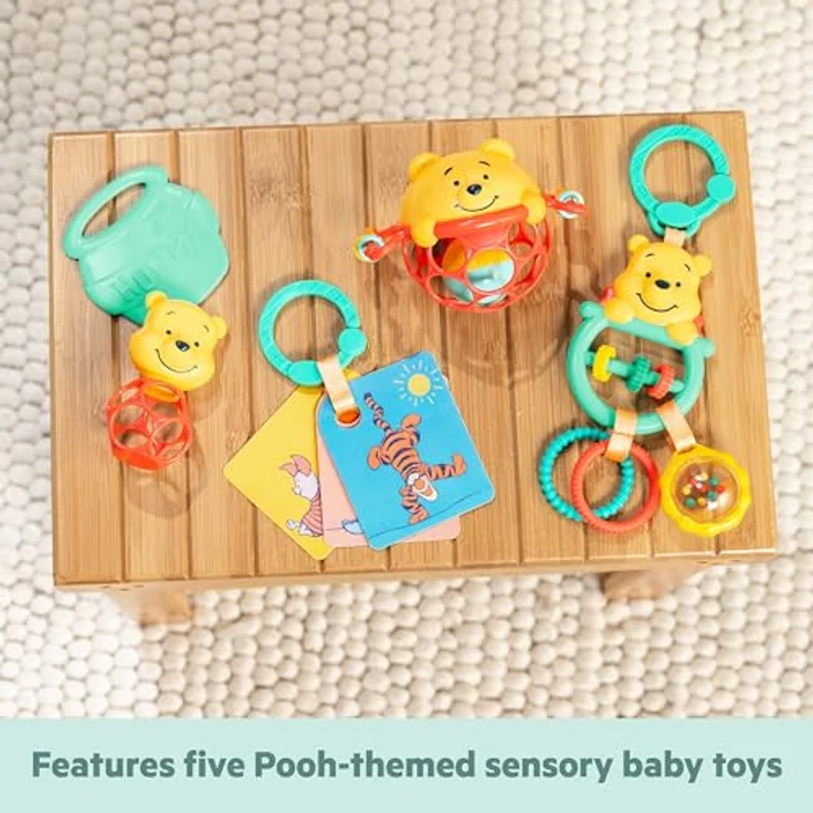 Bright Starts Winnie the Pooh Silly Ole Bundle Gift Set, Greifspielzeug mit 5 sensorischen Spielzeugen für Neugeborene – Bild 3