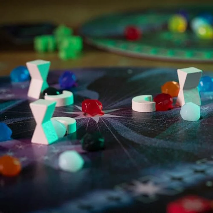 Wonderbow Nebula Brettspiel, Sternen-Puzzler mit Dunkelnebel-Effekt und strategischen Zielen, für 2-4 Spieler, ab 8 Jahren – Bild 4
