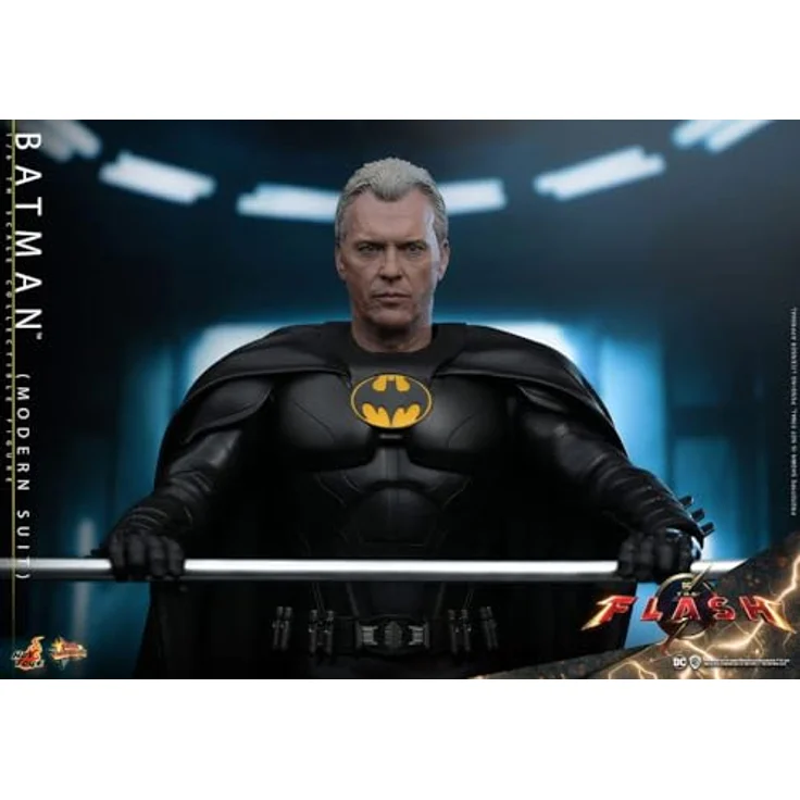 Hot Toys The Flash Figur Movie Masterpiece 1/6 Batman (Modern Suit), 30 cm - detailgetreue Sammelfigur mit hochwertiger Verarbeitung – Bild 4