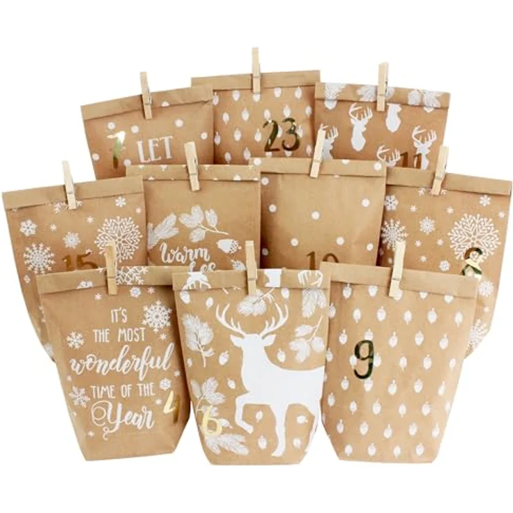 Papierdrachen Adventskalender 2025, DIY Befüllbarer Weihnachten Kalender mit 24 bedruckten Kraftpapiertüten, Motiv Cozy Winter weiß, inkl. Zahlenaufklebern & Klammern, wiederverwendbar – Bild 1