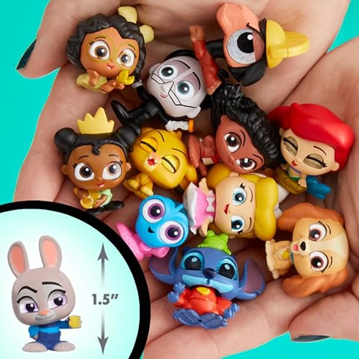 Just Play Doorables Remember When Peek (S13), Sammelfiguren Set mit 4 Disney Figuren und Überraschungskapsel in Kameraform – Bild 5