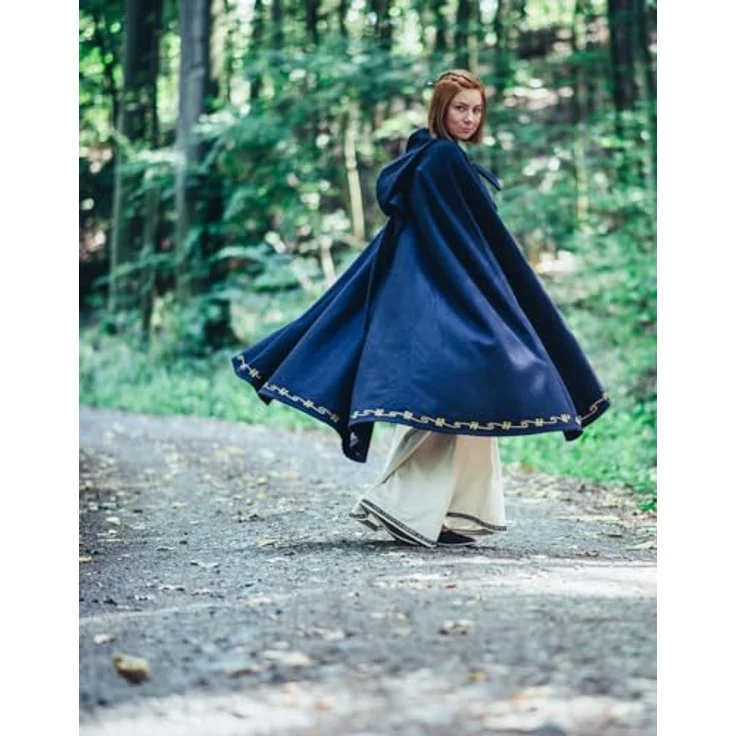Leonardo Carbone® Mittelalter Wollumhang Ásidís mit Handstickerei - Mittelalter Kleidung Damen, Cape Damen, Hobbit Kostüm, LARP-Kleidung, Wikinger, Cosplay Damen, Halloween, Karneval Blau – Bild 2