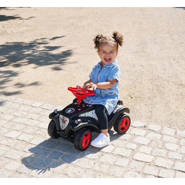 BIG Spielwarenfabrik Big Bobby Car Classic Little Rocker - Rutschauto ab 1 Jahr im Rock n‘ Roll-Design mit rotem Sicherheits-Lenkrad und Hupe, für Kinder ab 12 Monaten (bis 50 kg), schwarz mit Aufklebern – Bild 5