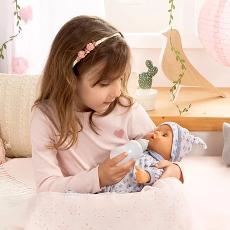 Bayer Babypuppe First Words Baby, 38 cm, grau, mit Schlafaugen, Babygeräuschen und Zubehör (Flasche, Schnuller) – Bild 5