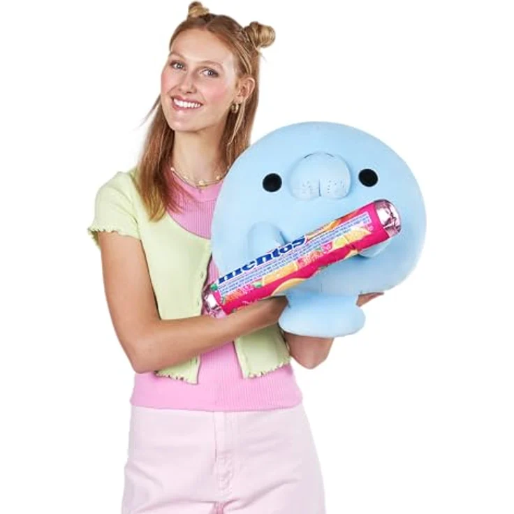 Snackles Serie 2, 35 cm ZURU Plüschspielzeug mit Snackmarken-Accessoire (Sea Cow, Mentos), superweicher Kuschelfreund zum Sammeln – Bild 4