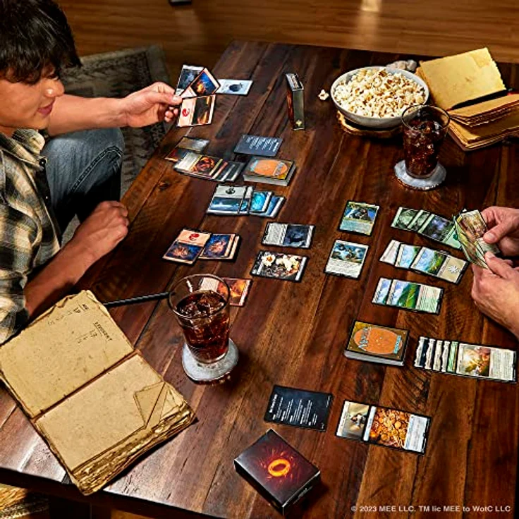 Magic The Gathering The Lord of The Rings: Tales of Middle-Earth Starter Kit - Learn to Play with 2 Ready-to-Play Decks + 2 Codes to Play Online (2-Player Card Game) (Englische Version) – Bild 5