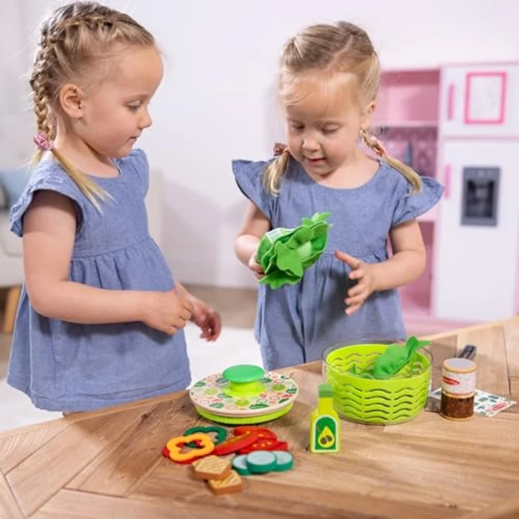 Melissa & Doug Salatschleuder-Spielset, 28-teilig, mit Filz-Paprika, Holz-Gemüsescheiben und Gewürzmühle, Rollenspielset für Kinder ab 3 Jahren – Bild 2