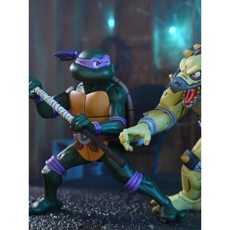 Neca Teenage Mutant Ninja Turtles Ultimate Donatello Actionfigur, 18 cm, mit Zubehör in Fensterbox – Bild 3