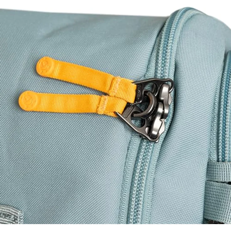Pacsafe Trekkingrucksack GO 34L Carry-On, Diebstahlsicherer Reiserucksack aus wasserabweisendem, recyceltem Polyester, passend für Flugzeuggepäckfächer – Bild 10