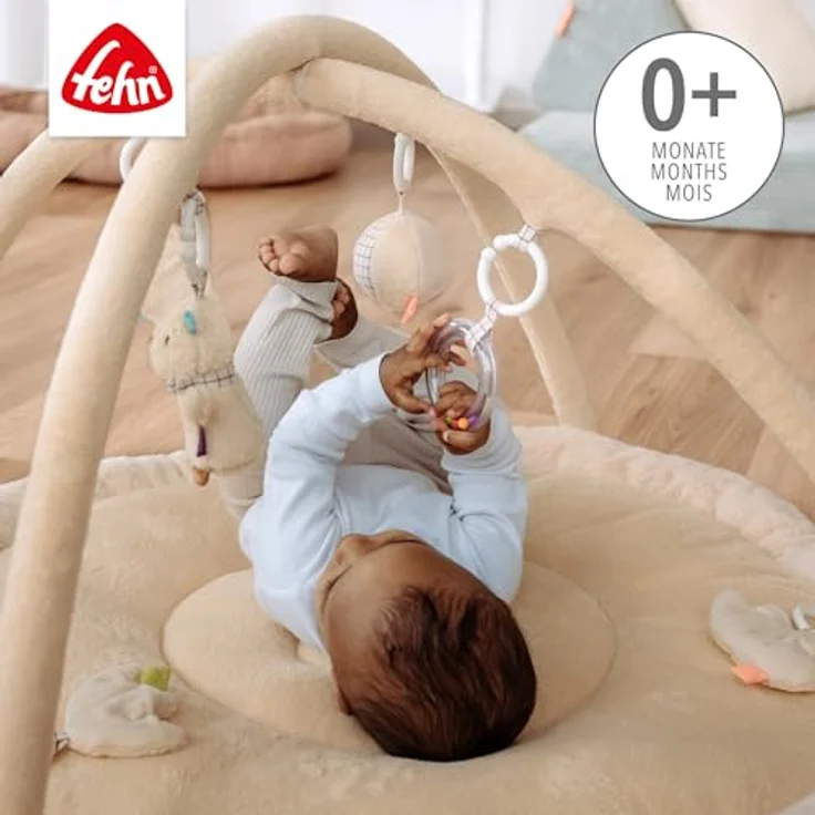 Fehn 3-D-Activity-Decke Capybara Clara, mit 7 abnehmbaren Spielzeugen zur Förderung von Greifen, Sehen und Hören, Ø 85 cm, maschinenwaschbar – Bild 3