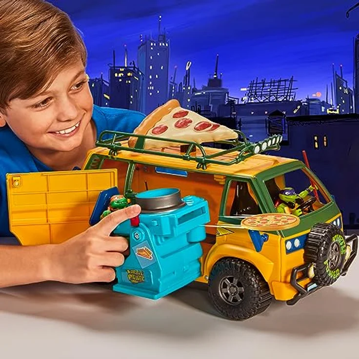 Giochi Preziosi Caravana Teenage Mutant Ninja Turtles Pizzawagen, detailreiches Fahrzeugspielzeug mit Platz für bis zu vier Figuren, beweglichen Teilen und integriertem Pizzaofen-Fach – Bild 8