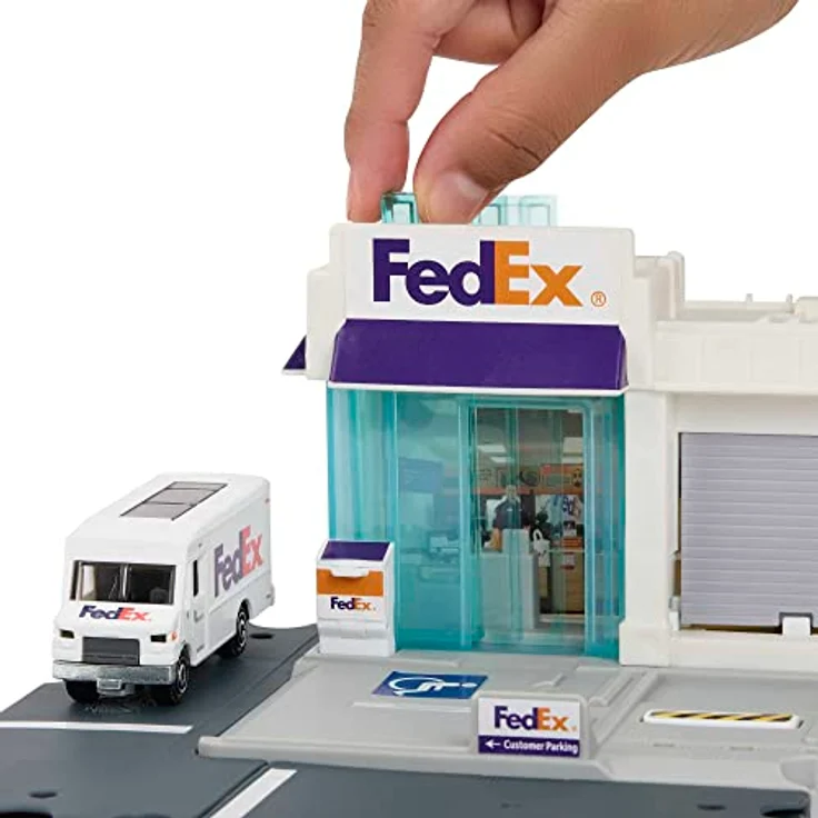 Matchbox MBX FedEx Spielsset, Modellfahrzeug mit detailgetreuen FedEx-Lieferwagen – Bild 4