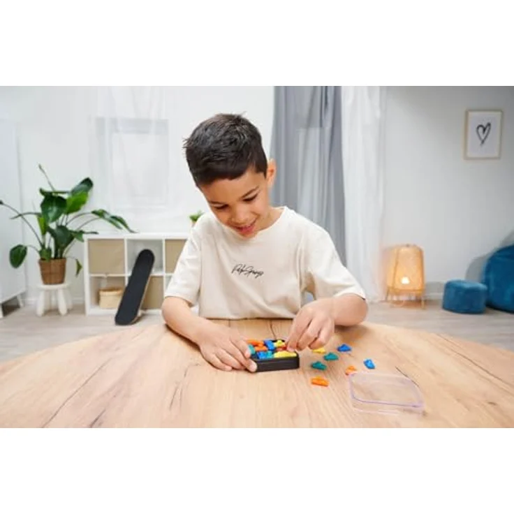 Noris IQ Traffic 606134745, Logikspiel zum Puzzle-Lösen mit kompaktem Format für Reisen, ab 6 Jahren – Bild 4