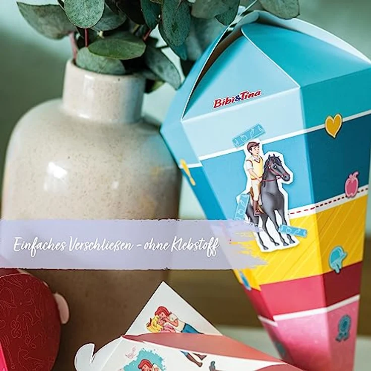 Papierdrachen Schultüten Set, 3 bedruckte 24,5 cm Zuckertüten mit Bibi und Tina Motiv, inkl. dekorativen Moosgummi Aufklebern zum Selbstgestalten – Bild 3