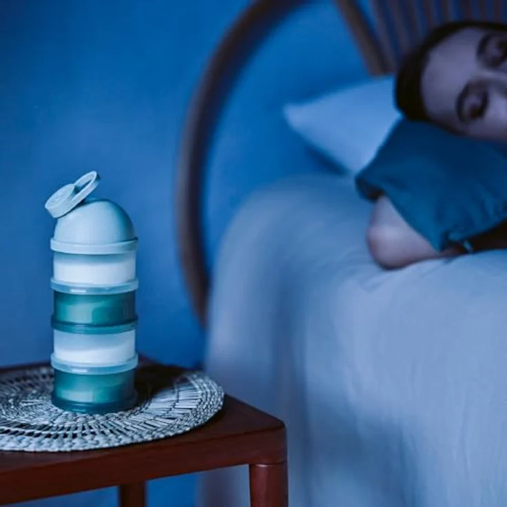 Babymoov Babynahrungsbehälter Milchpulver-Portionierer, ergonomisch mit 4 luftdicht verschlossenen Fächern für bis zu 12 Messlöffel pro Fach, transparent und spülmaschinenfest – Bild 6