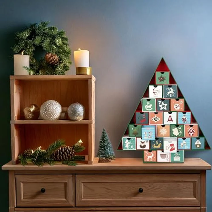 BRUBAKER Adventskalender zum Befüllen - Tannenbaum 2024 - Sweet Christmas - DIY Weihnachtskalender mit 24 Türchen - 51 cm aus Pappe - Grün Bunt – Bild 2