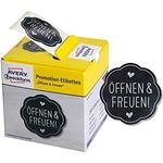AVERY Zweckform 200 Aufkleber Öffnen und Freuen (Made in Germany, Ø38 mm, schwarze Geschenkafukleber silberne Schrift, selbstklebende Geschenkdeko, Karten, Tüten, Gutscheine) Sticker auf Rolle, 3845