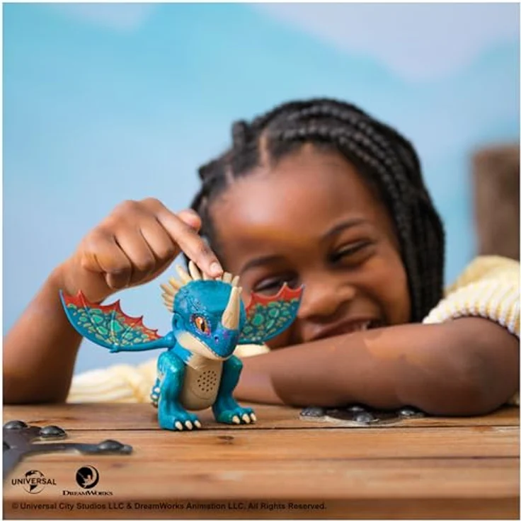 DreamWorks Dragons Interaktiver Mini-Drache Sturmpfeil, 9cm Figur mit über 25 Soundeffekten und beweglichen Flügeln, Spielzeug für Kinder ab 4 Jahren – Bild 2