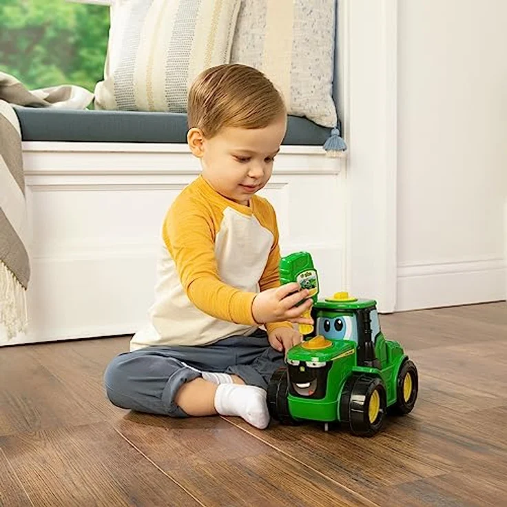 John Deere Key-n-Go Johnny Tractor - Interaktives Spielzeugtraktor mit 15 Features - Fährt, leuchtet auf, erzeugt Geräusche, Gesichtswechsel - +18 Monate Kleinkindspielzeug - Pädagogisches Vorschul-Jungenspielzeug & Mädchenspielzeug – Bild 4