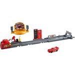 Mattel® Autorennbahn Disney Pixar Cars Piston Cup Spielset mit Lightning McQueen, Stunt-Rennstrecke und abnehmbarem Zubehör