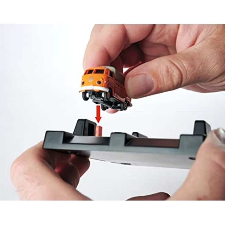 Carson 1:87 USB Vierfach Ladestation – Bild 3