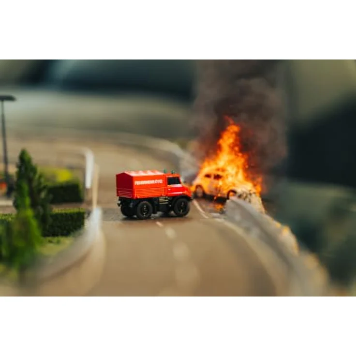 Carson Modellsport 500504178 Mercedes-Benz Unimog U406, 1:87 RC Elektro Straßenmodell mit 2WD, inkl. Akku, Ladegerät und Senderbatterien – Bild 3