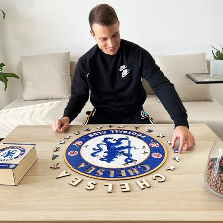 Iconic Puzzles Chelsea Crest, Holzpuzzle, Größe M, 270 Teile, bunte Farben – Bild 2