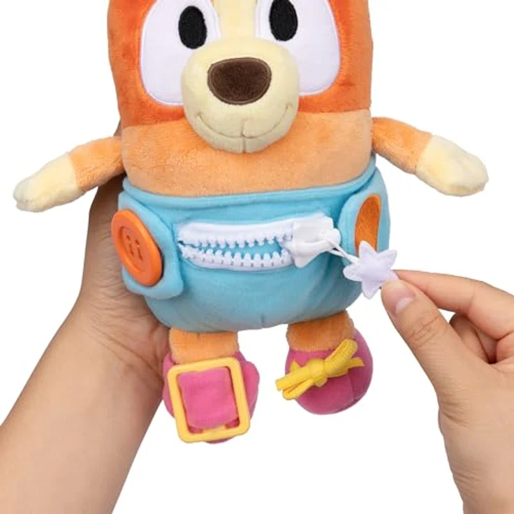 Moose Spectron Bluey Baby-Bingo-Kleid und Plüschtier, 25 cm groß mit Windel, Reißverschluss, Schnalle und Schuhschnürsenkeln – Bild 10