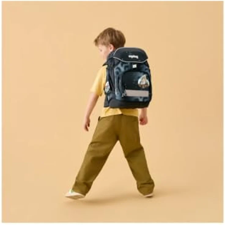 ergobag pack Schulrucksack-Set FundBärment, 22 Liter Volumen, mit Your-Size-System, wasserabweisend, inkl. Sportrucksack – Bild 7