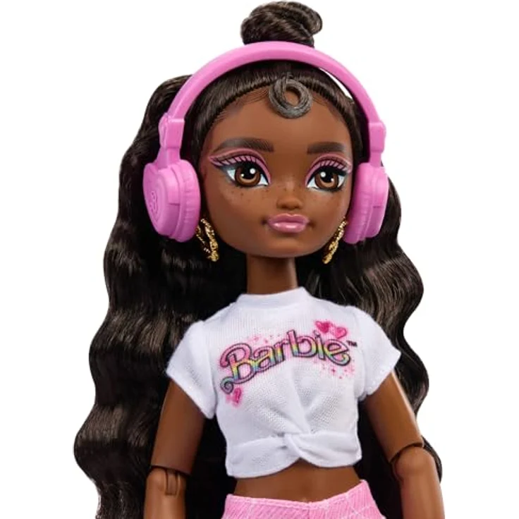Mattel GmbH Barbie Dream Besties Skate Party Puppe Brooklyn, mit Rollschuh-Accessoires und langem braunem Haar – Bild 3