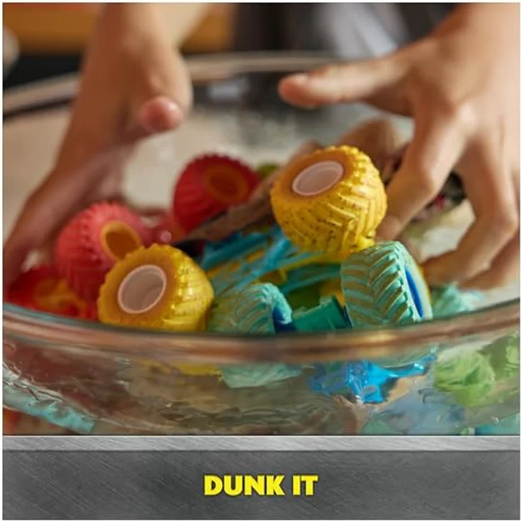 Monster Jam Mud Blasters Monster Mutt Dalmatian Dunk Tank, Spielset mit Farbwechsel-Funktion und 1:64 Monster Truck, inklusive Startrampe und Dunk-Tank – Bild 4