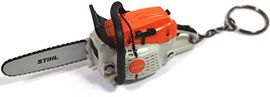 Stihl 04209600003 Schlüsselanhänger Kettensäge, inklusive Batterien, rot