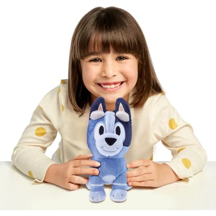 Moose Toys Bluey Plüsch Socks Kuscheltier, weicher Hund 20 cm, ideal für Kinder ab 3 Jahren – Bild 2