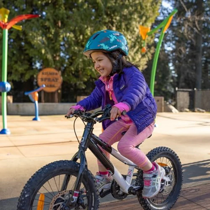 LAZER Nutz 2.0 KinetiCore Kinderfahrradhelm, leichter Unisize Helm mit Sicherheits-Technologie und tiefem Schläfenschutz, Weltraum Design – Bild 4