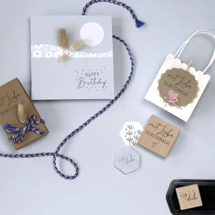Artoz Stempel – Holzstempel – „Mit Liebe selbstgemacht groß“ – 60 x 60 mm – Motivstempel zum Kartenbasteln für Einladungen, Geburtstag, Grüße – Bild 4