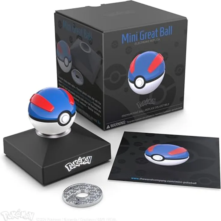 The Wand Company Pokémon Diecast Replik Mini Superball, hochwertige Miniatur-Replicate mit Leuchtfunktion und versilbertem Display-Token, 9 x 10 x 10 cm