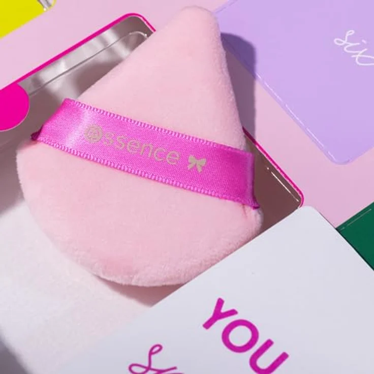 Essence Adventskalender little X-MAS WONDER, 24-teiliges Set mit exklusiven Make-up-Überraschungen und festlichem Design – Bild 9