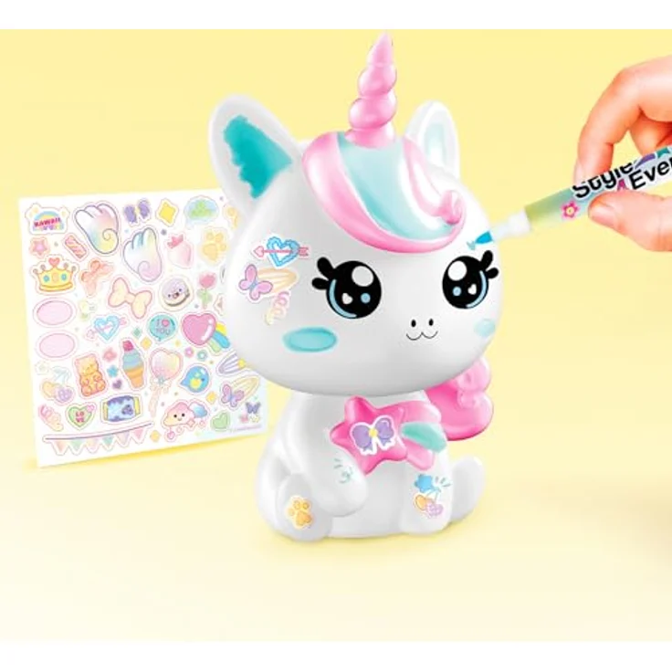 Canal Toys The Unicorn Family Light Up, Sammelfiguren mit leuchtender Einhorn-Mama und leuchtenden Baby-Einhörnern, 3 Stickerblätter, 2 Marker – Bild 7