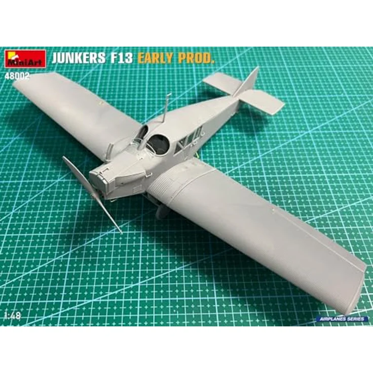 MiniArt 48002, 1:48 Junkers F13 frühe Produktion, detailreicher Plastik Modellbausatz zum Zusammenbauen, unlackiert – Bild 2