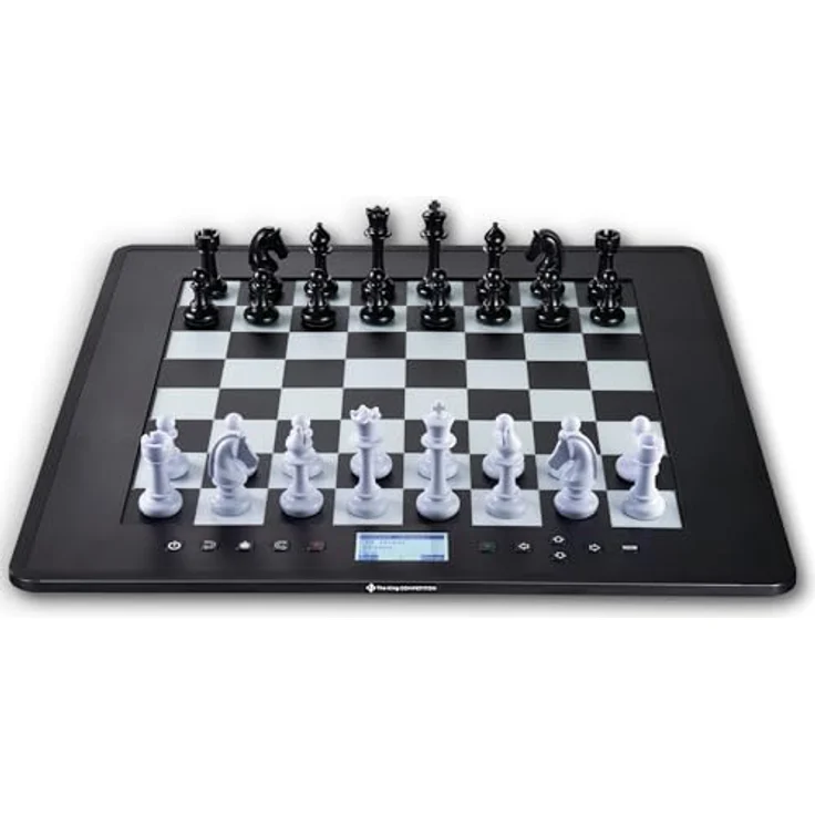 MILLENNIUM M831 The King Competition Schachcomputer – Benutzerfreundlich mit LED-Zuganzeige, automatischer Spielstärkenanpassung und 32 x 32 cm Spielfeld – Bild 1