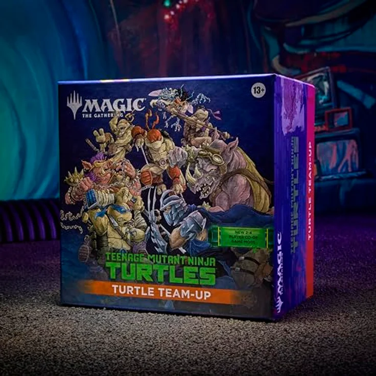 Wizards of the Coast Magic: The Gathering Teenage Mutant Ninja Turtles Turtle Team Up, Sammelkartenspiel mit 4 vorgefertigten 60-Karten-Decks und Play-Boostern, Englisch – Bild 2