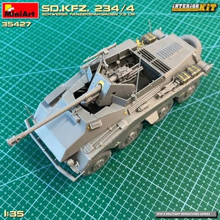 Other 1:35 Sd.Kfz 234/4 Panzerspähwagen, Detailiertes Modell mit Interieur und vier Dekorationsvarianten – Bild 2