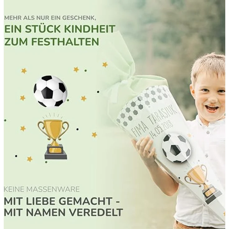 Kidsmood Fußball Schultüte personalisiert mit Namen, hochwertiges Bastelset mit Rohling, Stoff & Holzschild für Einschulung 2026 in dynamischem Fußball Design – Bild 4