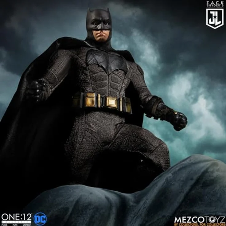 Mezco Toys Zack Snyder's Justice League 1/12 Deluxe Steel Box Set, Sammlerset mit Batman, Superman im schwarzen Genesungsanzug und The Flash, 15-17 cm, inklusive charakter-spezifischem Zubehör – Bild 4