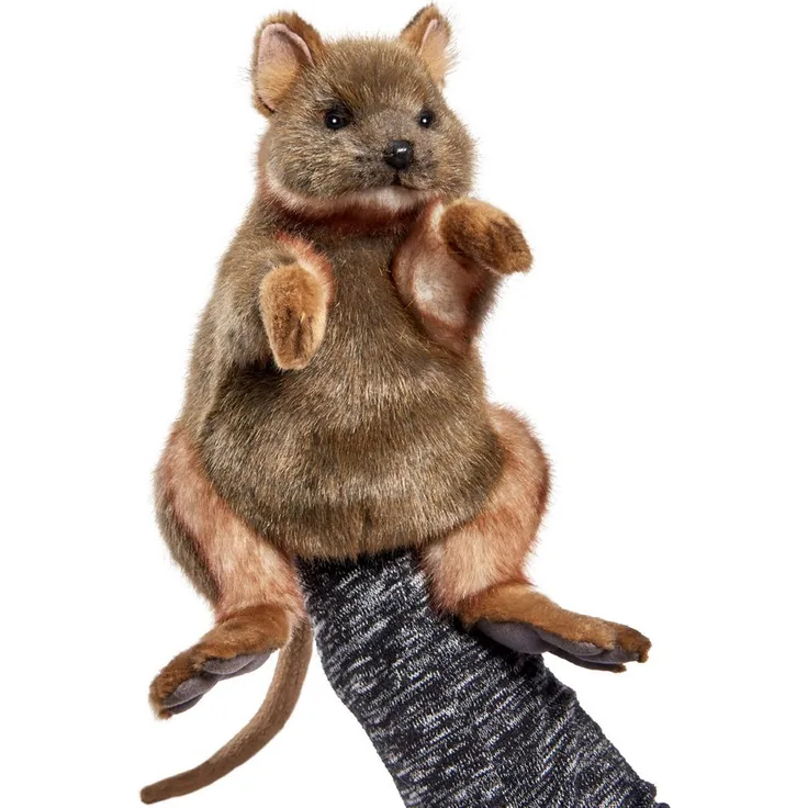 Hansa Creation Kuscheltier Handpuppe Quokka, braun-meliertes, unglaublich weiches Fell, realistische Gestaltung