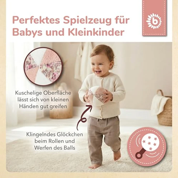 Bieco Veloursball Ella mit Rassel, Ø 10 cm, kuscheliger Plüschball in dreamy rose/sand Mix, fördert Motorik und Krabbeln – Bild 3